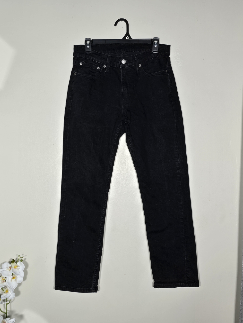 Levi's Black Straight-Leg Jeans with Red Tab
